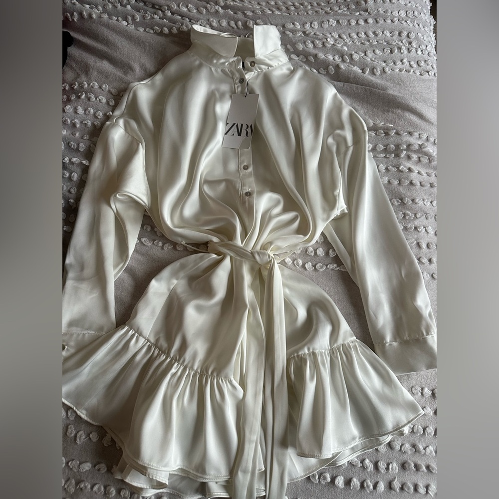 NWT ZARA DRESS SIZE M